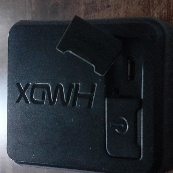 HMDX audio burst portable desk speaker 🔊 - Picture 3 of 5